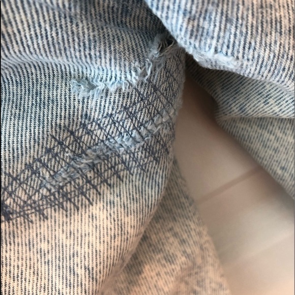 Current/ Elliot Distressed Jeans Size 26 With Flaws - Picture 8 of 16